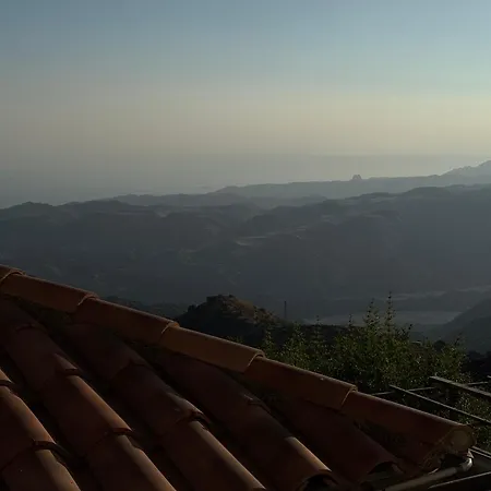 Vua לינה וארוחת בוקר